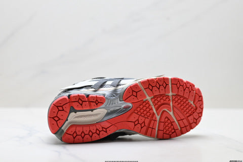 New Balance M1906 series running shoes for men and women, breathable and cushioned casual athletic shoes.