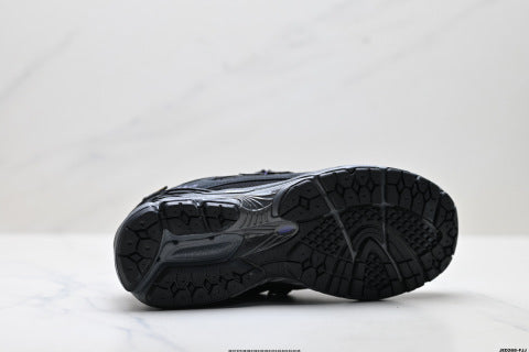 New Balance M1906 series athletic shoes, men's and women's running shoes, breathable and cushioned.