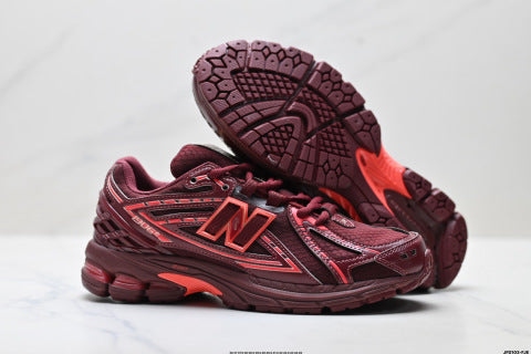 New Balance M1906 series athletic shoes, chunky sneakers, men's and women's running shoes, breathable and cushioned.